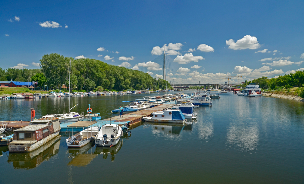 Ada Ciganlija © goran cakmazovic/Shutterstock