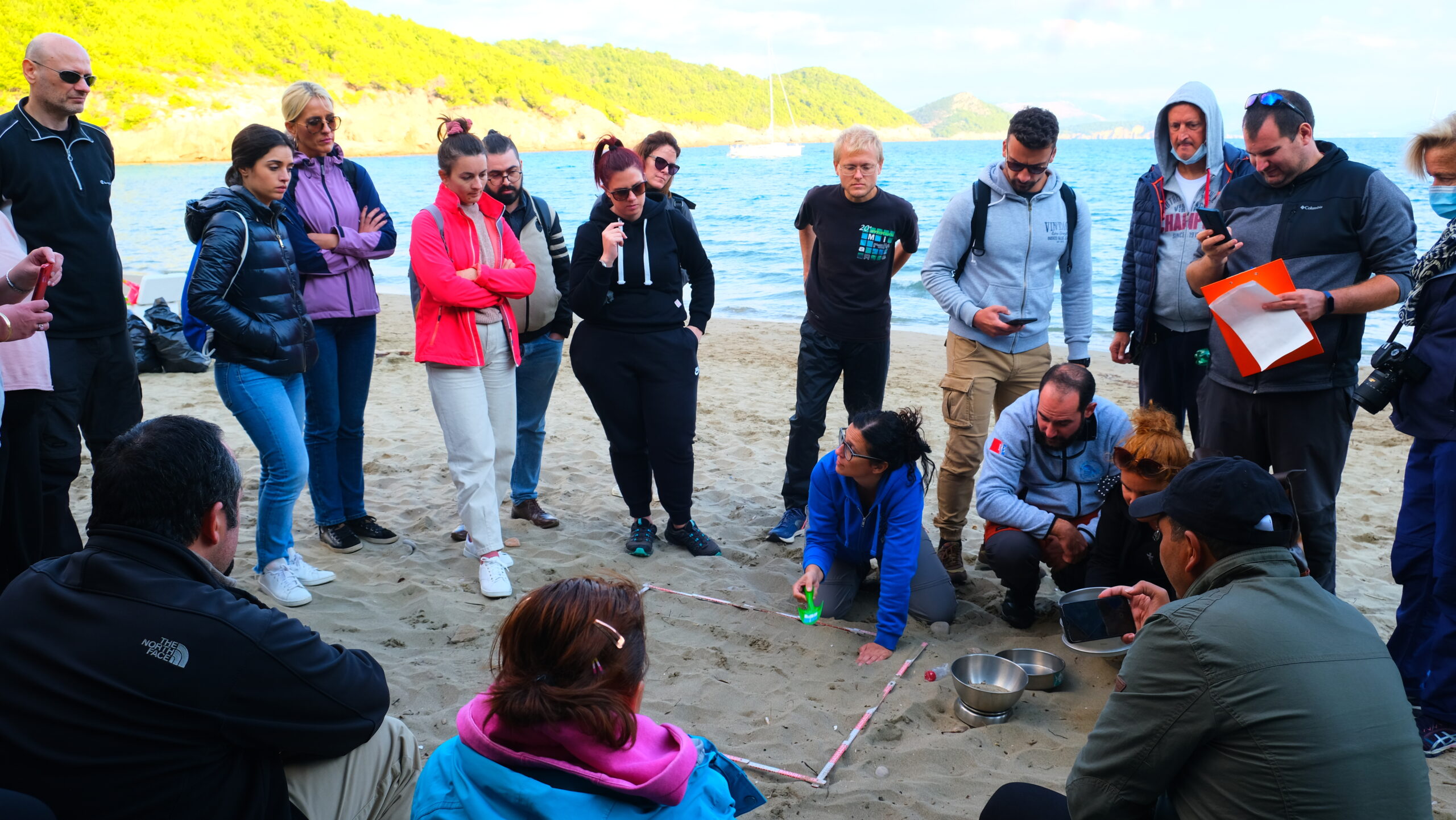 Durante alcune attività del progetto Plastic Busters MPAs - https://plasticbustersmpas.interreg-med.eu/