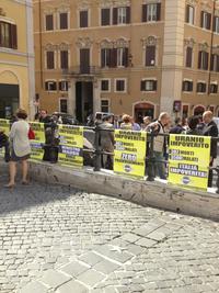 La manifestazione di Roma del 5 giugno - per concessione di gruppo Vittime uranio impoverito