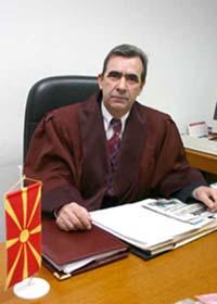Il presidente della Corte Costituzionale macedone, Trendafil Ivanovski, prima vittima della "lustracja" avviata nel Paese