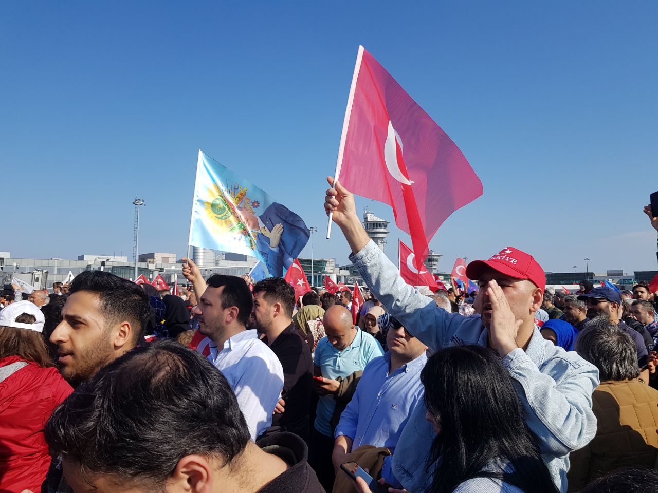 Istanbul, durante un comizio elettorale (foto F. Brusa)