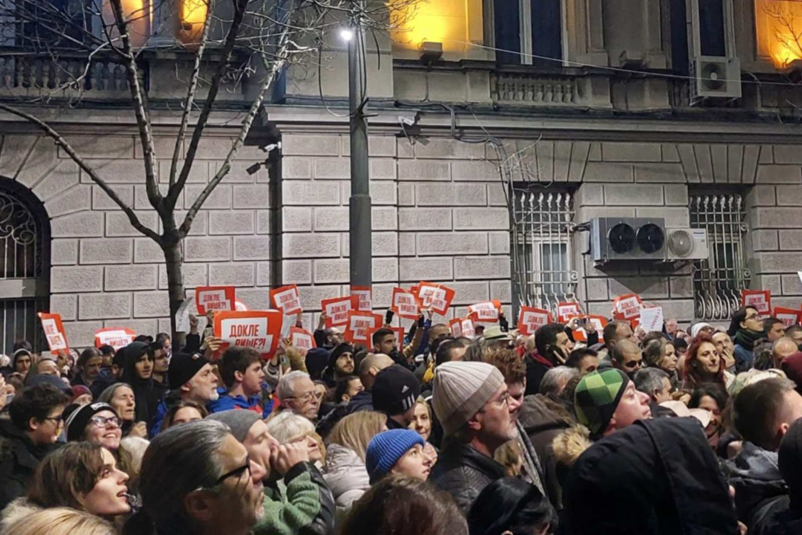 Elezioni-in-Serbia-il-trionfo-dei-brogli