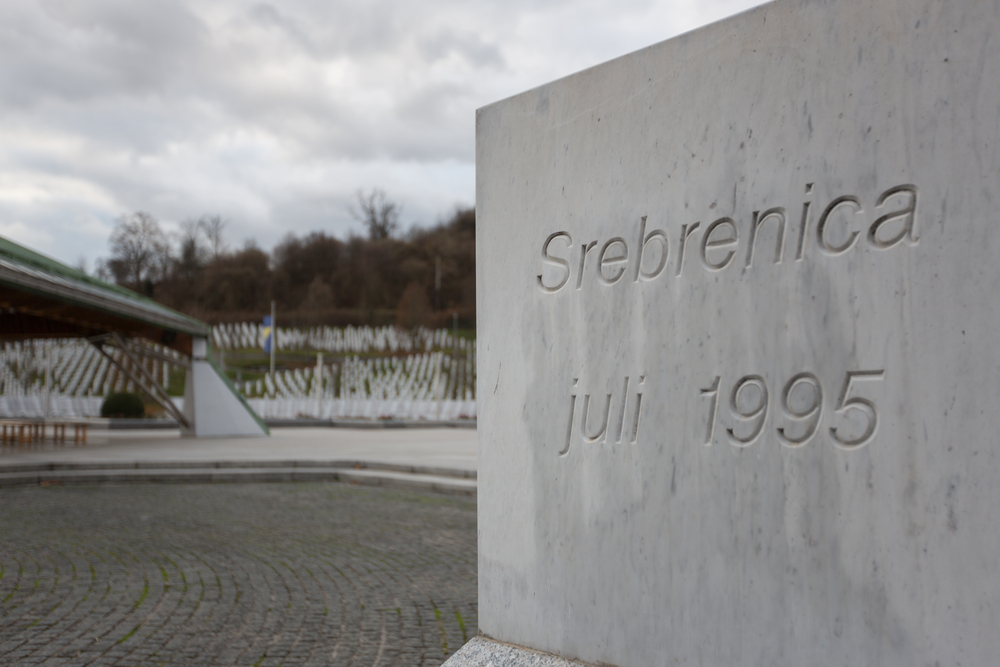 Srebrenica-assedio-revisionista