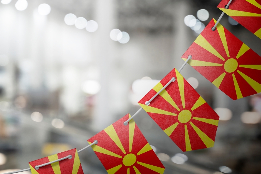 Bandiere Macedonia del nord - © BUTENKOV ALEKSEI/Shutterstock