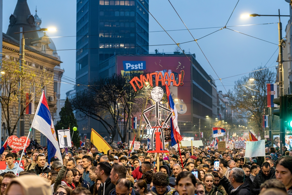 Studenti protestano a Belgrado, Serbia © Dejan82/Shutterstock